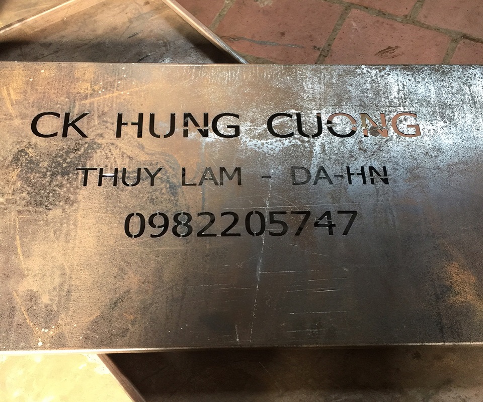 Cắt khắc chữ - Gia Công Cắt Laser Việt Nhật - Công Ty TNHH Thương Mại Và Dịch Vụ Laser Việt Nhật